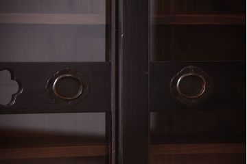 アンティーク家具　六尺　和製アンティーク　和モダンスタイル!ガラス戸水屋箪笥収納棚(サイドボード)