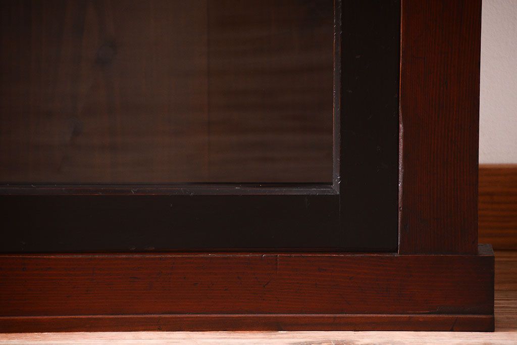 アンティーク家具　六尺　和製アンティーク　和モダンスタイル!ガラス戸水屋箪笥収納棚(サイドボード)