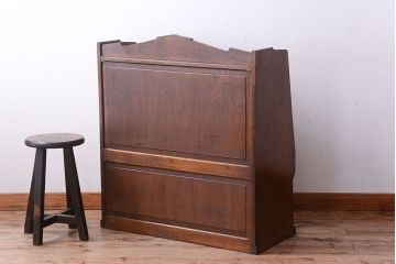 アンティーク家具　和製アンティーク　象嵌入り　ナラ材製の重厚な大振り高級ライティングビューロー