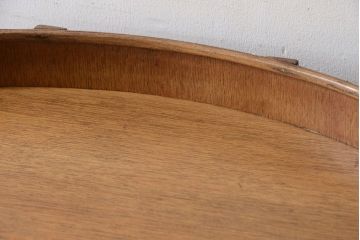 ヴィンテージ家具　北欧ビンテージ　G-PLAN　オーク材の珍しいセミサークルコーナーキャビネット