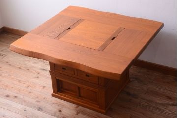 中古　欅材の囲炉裏テーブル(ダイニングテーブル)