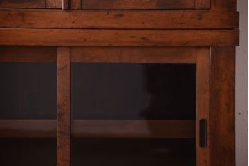 レトロ家具　和製アンティーク　古い木のレトロな重ね戸棚(収納棚)