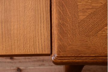 ヴィンテージ家具　フランスビンテージ　パーケット天板　オーク材　猫脚のダイニングテーブル(エクステンションテーブル)