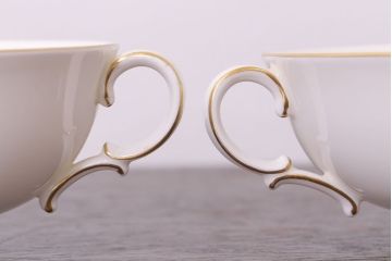イギリスビンテージ　 ROYAL DOULTON(ロイヤルドルトン)　monteigne　スープカップトリオ4客セット(洋食器)
