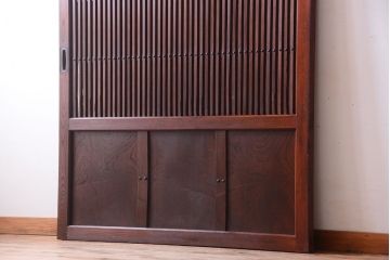 古民具・骨董　総欅　裏ガラス入りのアンティーク格子蔵戸(玄関戸)