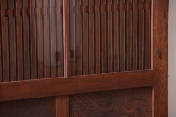 古民具・骨董　総欅　裏ガラス入りのアンティーク格子蔵戸(玄関戸)