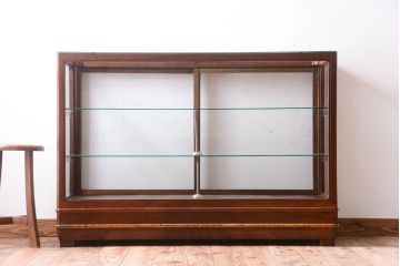 アンティーク家具　和製アンティーク　上品な古い木のガラスケース(ショーケース)