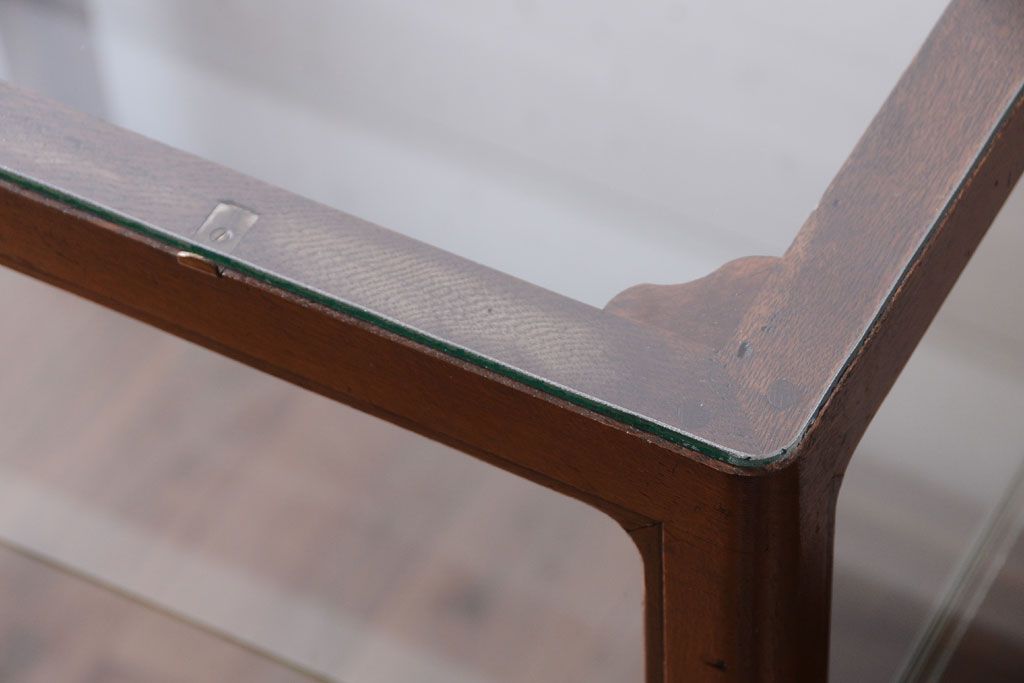 アンティーク家具　和製アンティーク　上品な古い木のガラスケース(ショーケース)