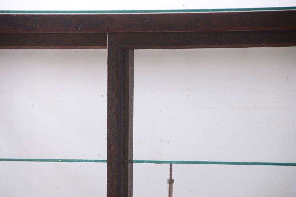 アンティーク家具　和製アンティーク　上品な古い木のガラスケース(ショーケース)