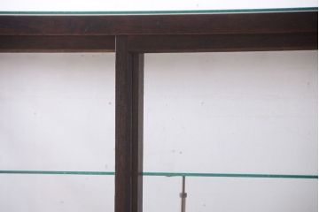 アンティーク家具　和製アンティーク　上品な古い木のガラスケース(ショーケース)