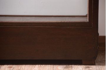アンティーク家具　和製アンティーク　上品な古い木のガラスケース(ショーケース)