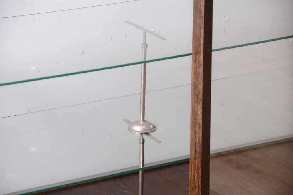 アンティーク家具　和製アンティーク　上品な古い木のガラスケース(ショーケース)