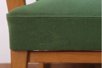 アンティーク家具 和製アンティーク オリジナル座面のナラ材アームチェア(1)