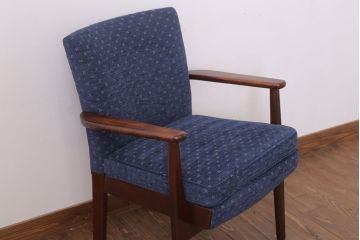 ヴィンテージ家具　イギリスビンテージ　Parker Knoll(パーカーノール)　おしゃれなアームチェア(1)