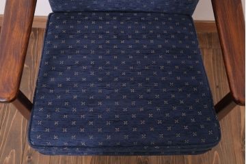 ヴィンテージ家具　イギリスビンテージ　Parker Knoll(パーカーノール)　おしゃれなアームチェア(1)