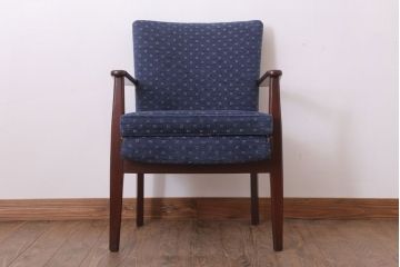 ヴィンテージ家具　イギリスビンテージ　Parker Knoll(パーカーノール)　おしゃれなアームチェア(2)