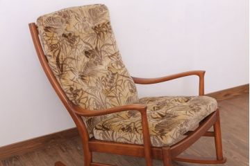 イギリスビンテージ　Parker Knoll(パーカーノール)　おしゃれなロッキングチェア