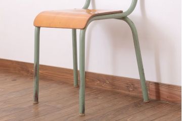 ヴィンテージ家具　イギリスビンテージ　シンプルデザイン　スクールチェア(2)