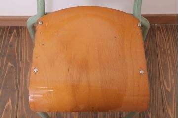 ヴィンテージ家具　イギリスビンテージ　シンプルデザイン　スクールチェア(2)