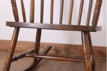 アンティーク家具　和製アンティーク　古い木の上品なロッキングチェア