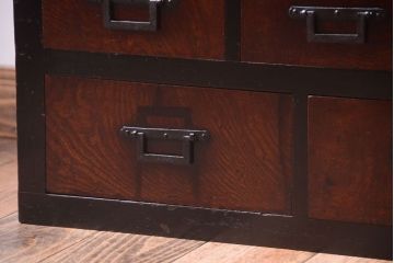 アンティーク家具　大正　和製アンティーク　引き出し付きのダイヤガラス戸棚(収納棚)