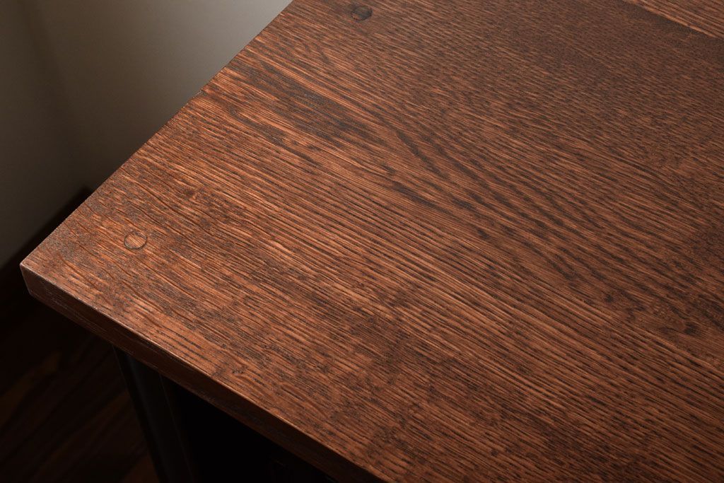 アンティーク家具　モールガラス入り!つや消しブラックペイントのカウンター戸棚