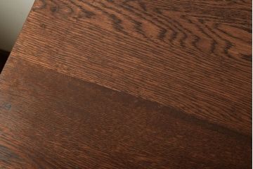 アンティーク家具　モールガラス入り!つや消しブラックペイントのカウンター戸棚