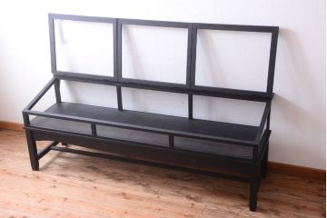 アンティーク家具　ペイント　扉(蓋)付きのアンティークガラスケース(ショーケース)