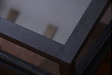 アンティーク家具　ペイント　扉(蓋)付きのアンティークガラスケース(ショーケース)