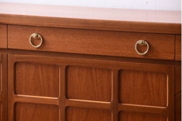 NATHAN(ネイサン)　北欧家具　サイドボード(サイドキャビネット)