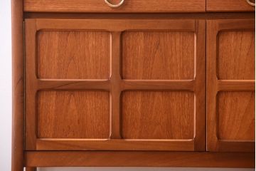 NATHAN(ネイサン)　北欧家具　サイドボード(サイドキャビネット)