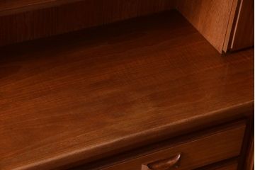 ヴィンテージ家具　William Lawrence(ウィリアム・ローレンス)　北欧ビンテージ　チーク材のサイドボード