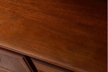 ヴィンテージ家具　William Lawrence(ウィリアム・ローレンス)　北欧ビンテージ　チーク材のサイドボード