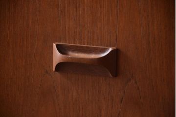 ヴィンテージ家具　William Lawrence(ウィリアム・ローレンス)　北欧ビンテージ　チーク材のサイドボード