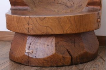 リメイク品　古い臼(うす)のアンティークチェア(椅子)(1)