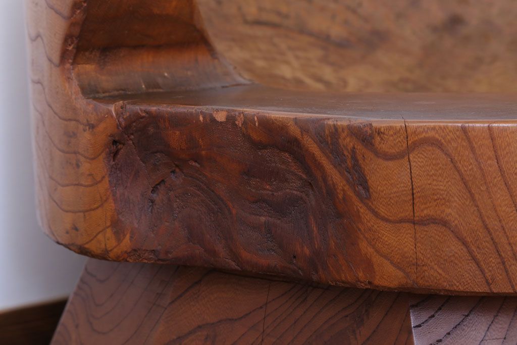 リメイク品　古い臼(うす)のアンティークチェア(椅子)(1)