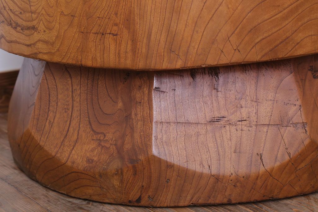 リメイク品　古い臼(うす)のアンティークチェア(椅子)(1)