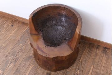 リメイク品　古い臼(うす)のアンティークチェア(椅子)(2)