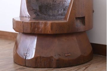 リメイク品　古い臼(うす)のアンティークチェア(椅子)(2)