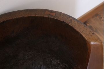 リメイク品　古い臼(うす)のアンティークチェア(椅子)(2)