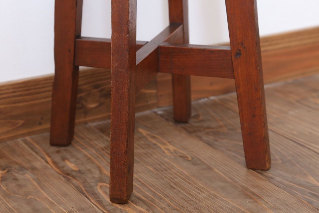 アンティーク家具　クッション座面　古い木のアンティーク丸スツール