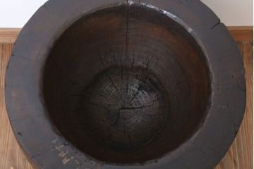 アンティーク雑貨　古民具・骨董　明治〜大正　古い木の臼(うす)