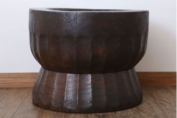 アンティーク雑貨　古民具・骨董　明治〜大正　古い木の臼(うす)