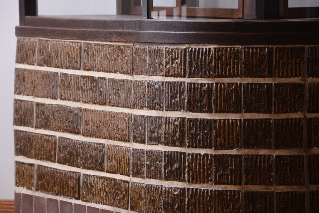 アンティーク家具　和製アンティークの小ぶりなRガラスケース(ショーケース)