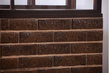 アンティーク家具　和製アンティークの小ぶりなRガラスケース(ショーケース)