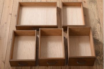 レトロ家具　昭和レトロ!栓材を使用した小振りでシンプルな片袖机