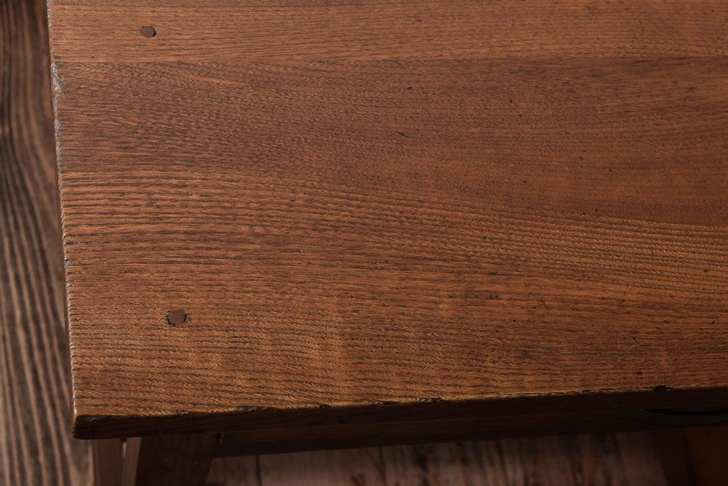 レトロ家具　昭和レトロ!栓材を使用した小振りでシンプルな片袖机