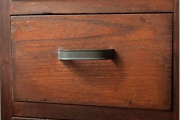 レトロ家具　昭和レトロ!栓材を使用した小振りでシンプルな片袖机