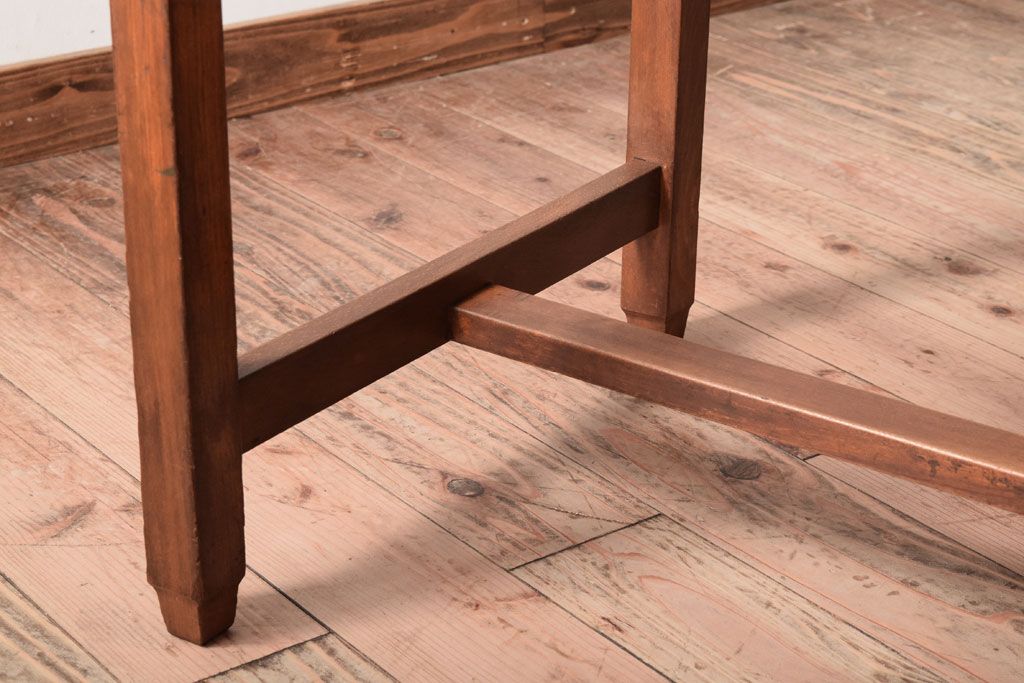 レトロ家具　昭和レトロ!栓材を使用した小振りでシンプルな片袖机