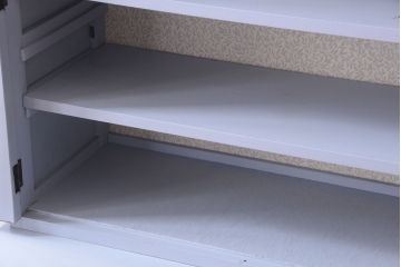 アンティーク家具　アンティークペイント!背面に柄の入ったお洒落な食器棚